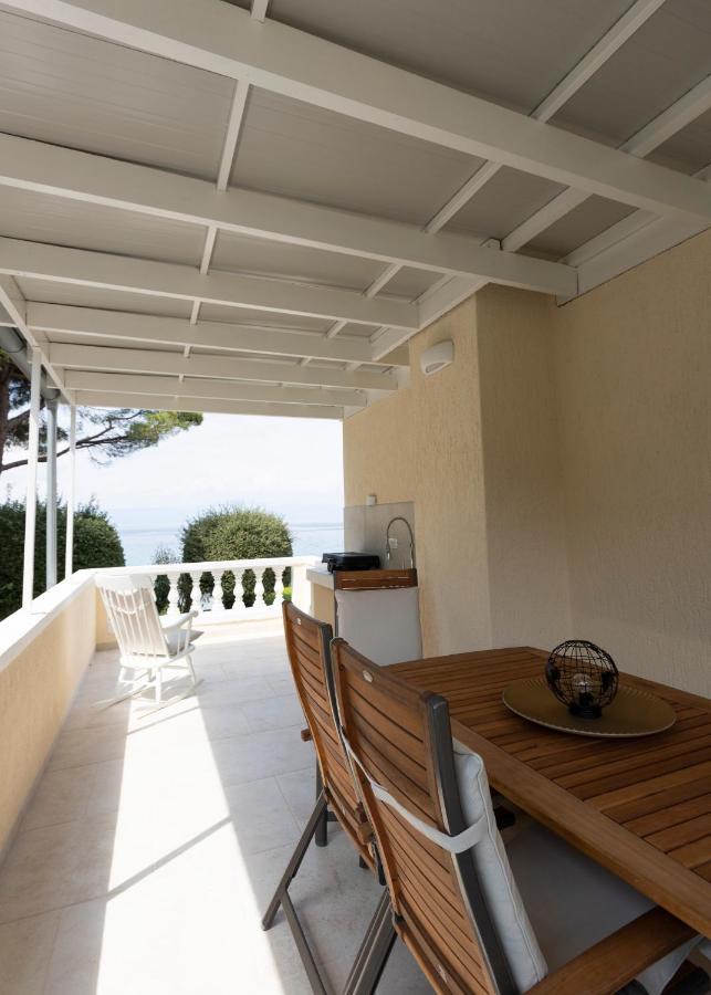 Luxury Mantinela Apartment Malinska Bagian luar foto