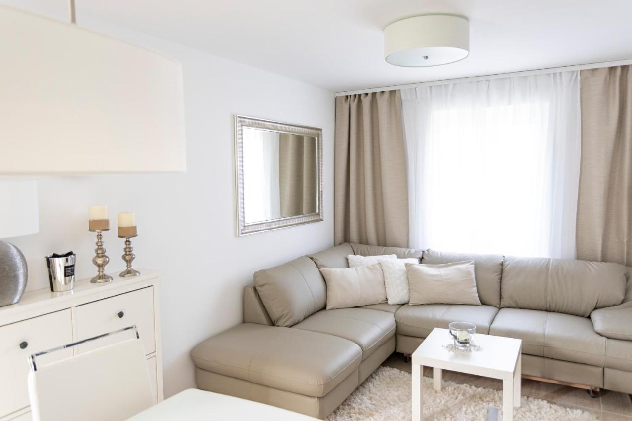 Luxury Mantinela Apartment Malinska Bagian luar foto