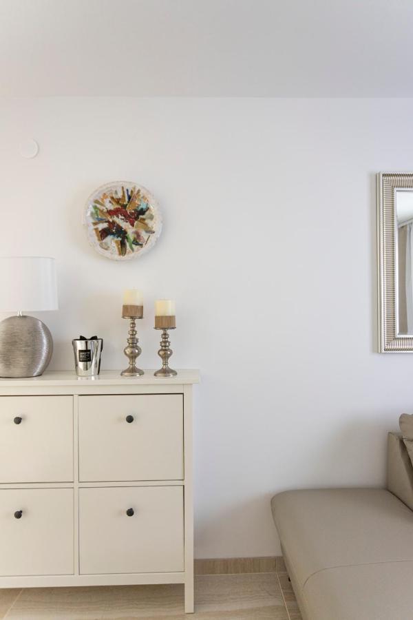 Luxury Mantinela Apartment Malinska Bagian luar foto