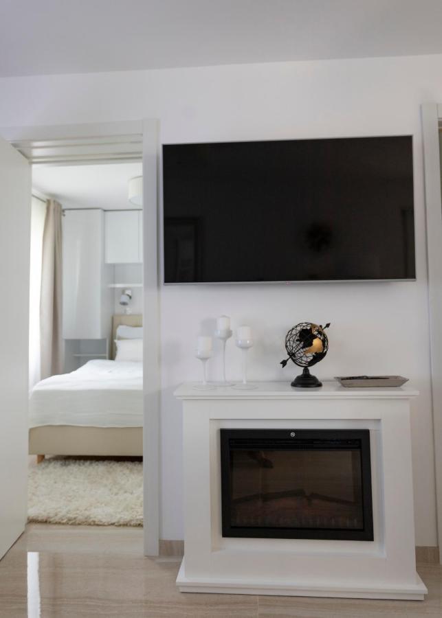 Luxury Mantinela Apartment Malinska Bagian luar foto