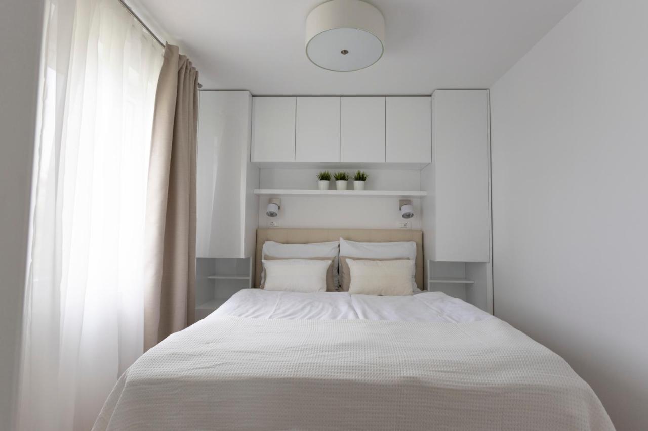 Luxury Mantinela Apartment Malinska Bagian luar foto